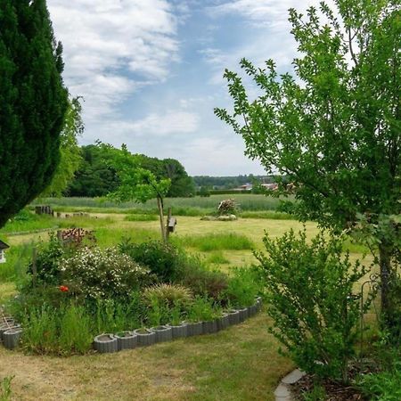 Appartement Ruhige Fewo Im Gruenen Mit Balkon, Terrasse Und Grossem Garten à Sehlen Extérieur photo