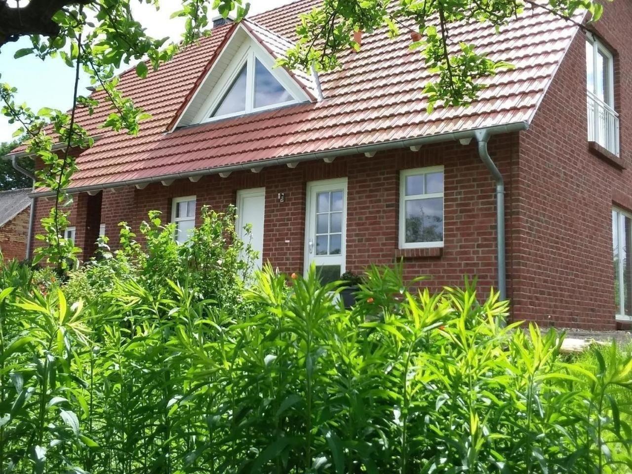 Appartement Ruhige Fewo Im Gruenen Mit Balkon, Terrasse Und Grossem Garten à Sehlen Extérieur photo